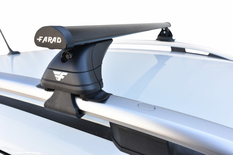 1 Farad dakdragers Volkswagen Golf Variant 2007-2013 open dakrail breed staal - Afbeelding 1