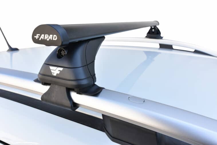1 Farad dakdragers Volkswagen Passat Variant 2010-2014 open dakrail breed staal - Afbeelding 1
