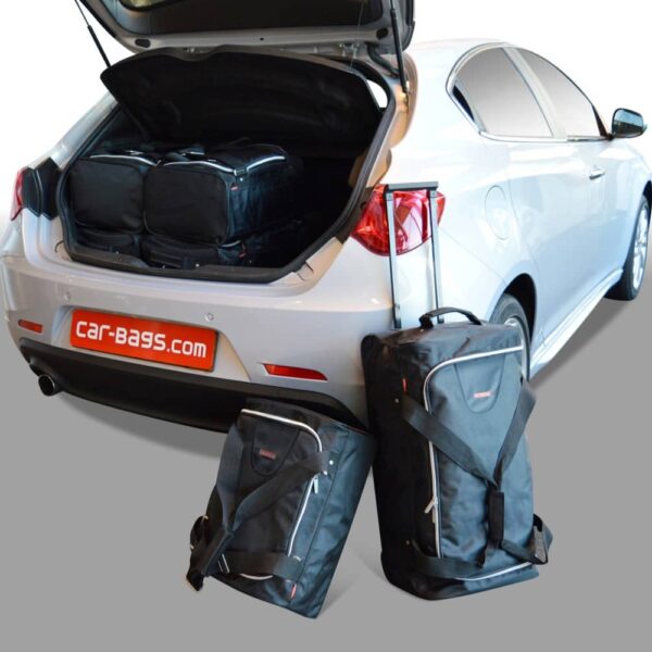 Reistassenset geschikt voor Alfa Romeo Giulietta 2010-2020 5-deurs hatchback Original