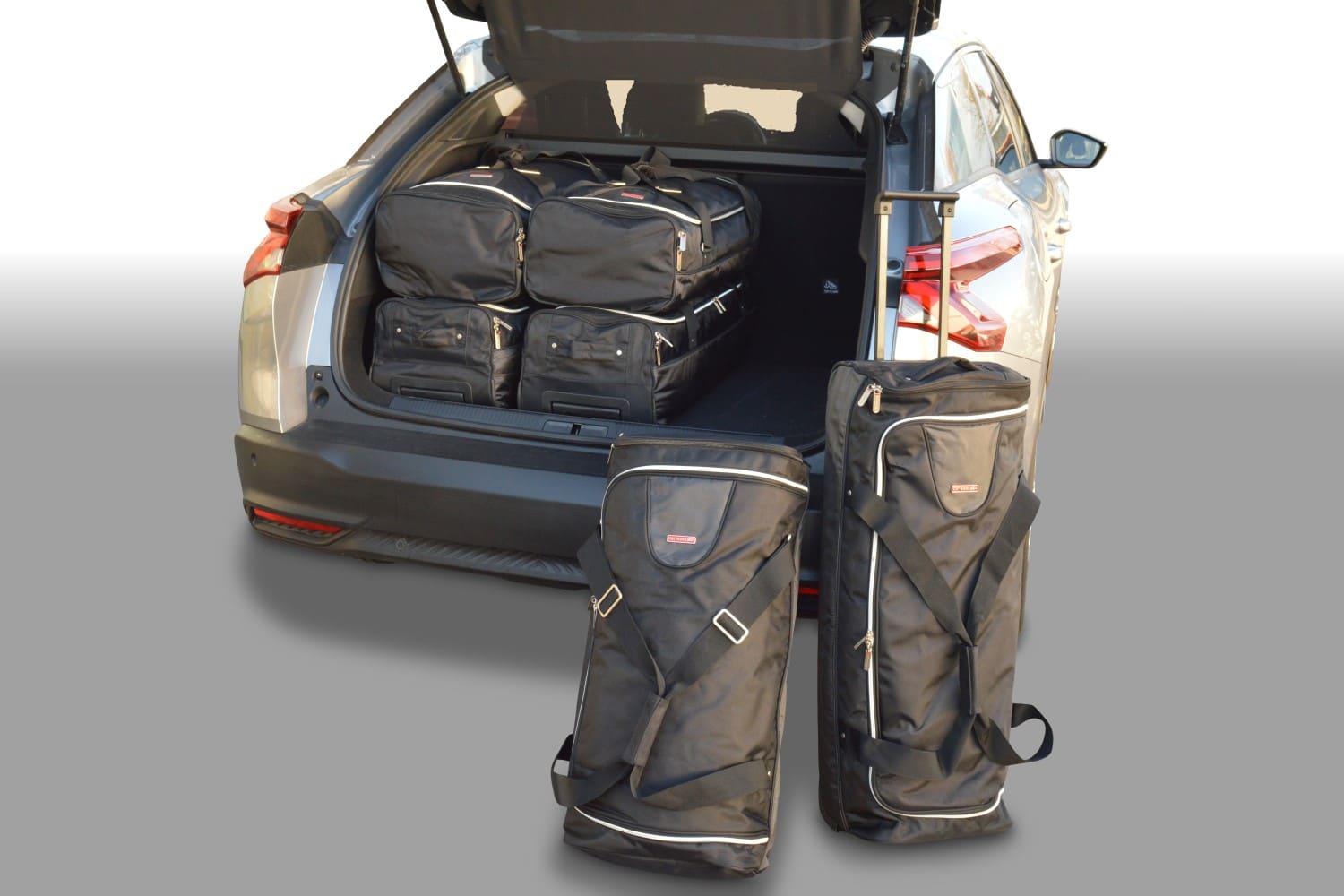 c21501s-citroen-c5x-2021-car-bags-1.jpg Reistassenset geschikt voor Citroën C5 X 2021-heden 5-deurs hatchback Original - Afbeelding 1