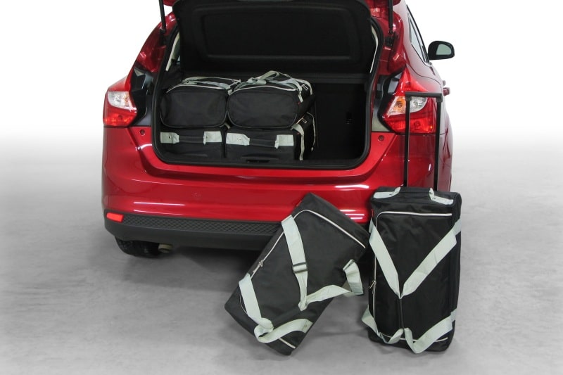 Reistassenset geschikt voor Ford Focus III 2010-2018 5-deurs hatchback Original
