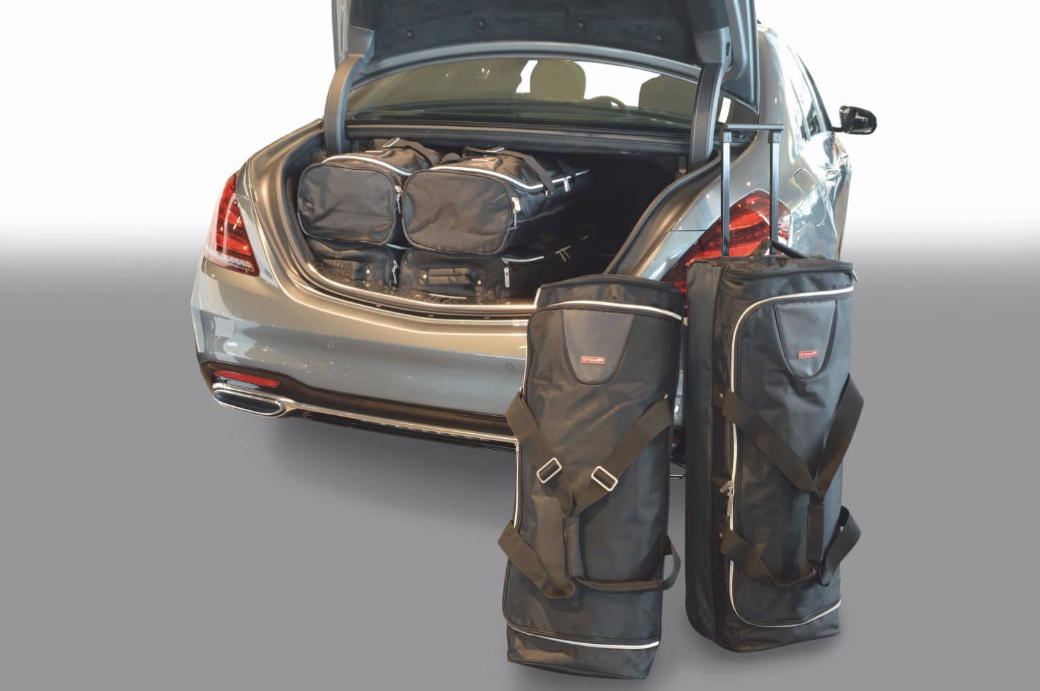 m22001s-mercedes-benz-s-class-w222-2014-car-bags-13.jpg Reistassenset geschikt voor Mercedes-Benz S-Klasse (W222) 2013-2020 4-deurs sedan Original - Afbeelding 1