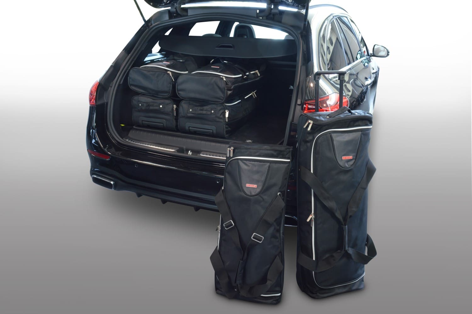 m26401s-mercedes-benz-c-class-e-estate-s206-2021-car-bags-1.jpg Reistassenset geschikt voor Mercedes-Benz C-Klasse estate (S206) 2021-heden wagon Original - Afbeelding 1