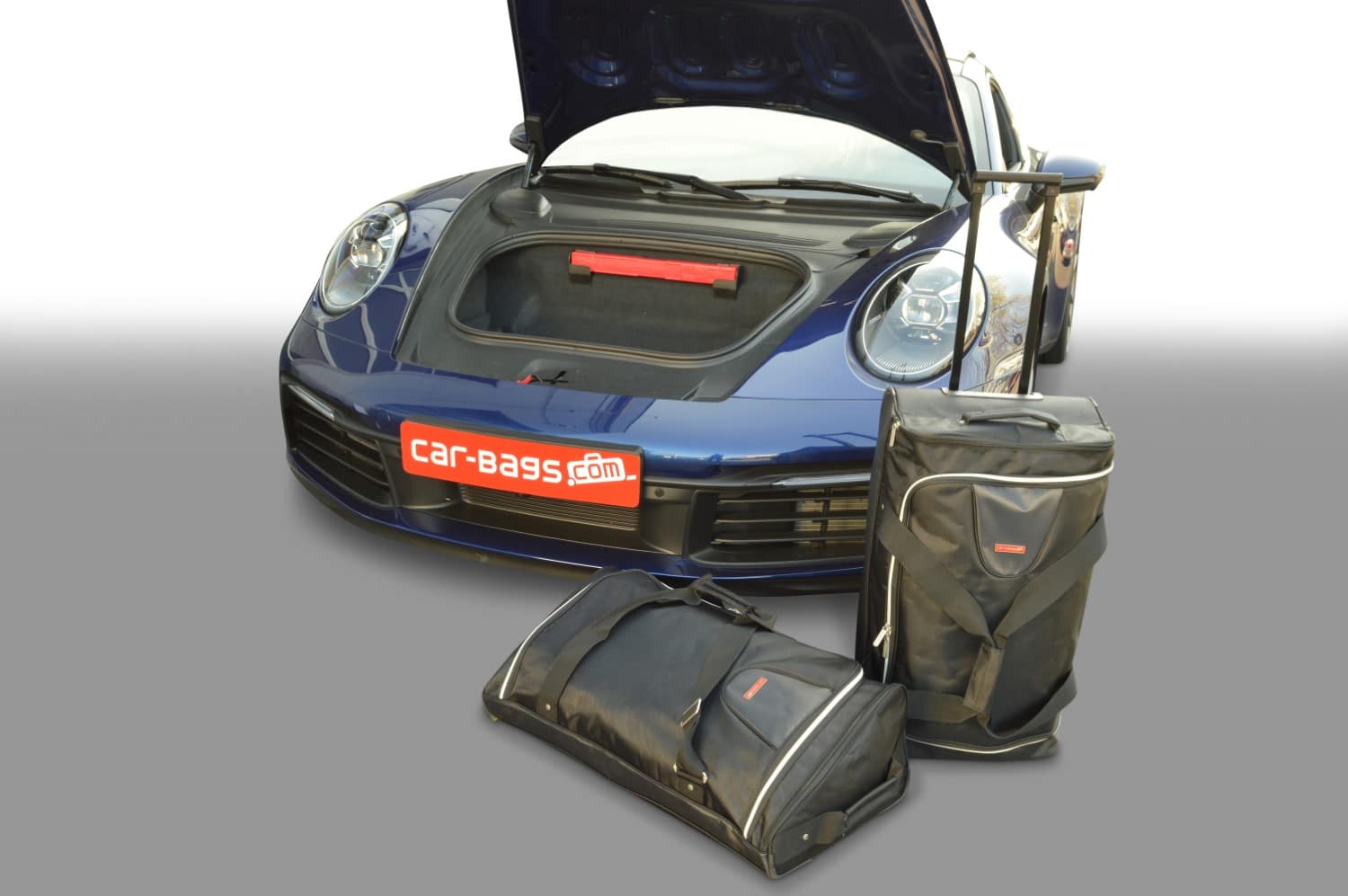 p22001s-porsche-911-992-2018-car-bags-1.jpg Reistassenset geschikt voor Porsche 911 (992) 2019-heden Original - Afbeelding 1
