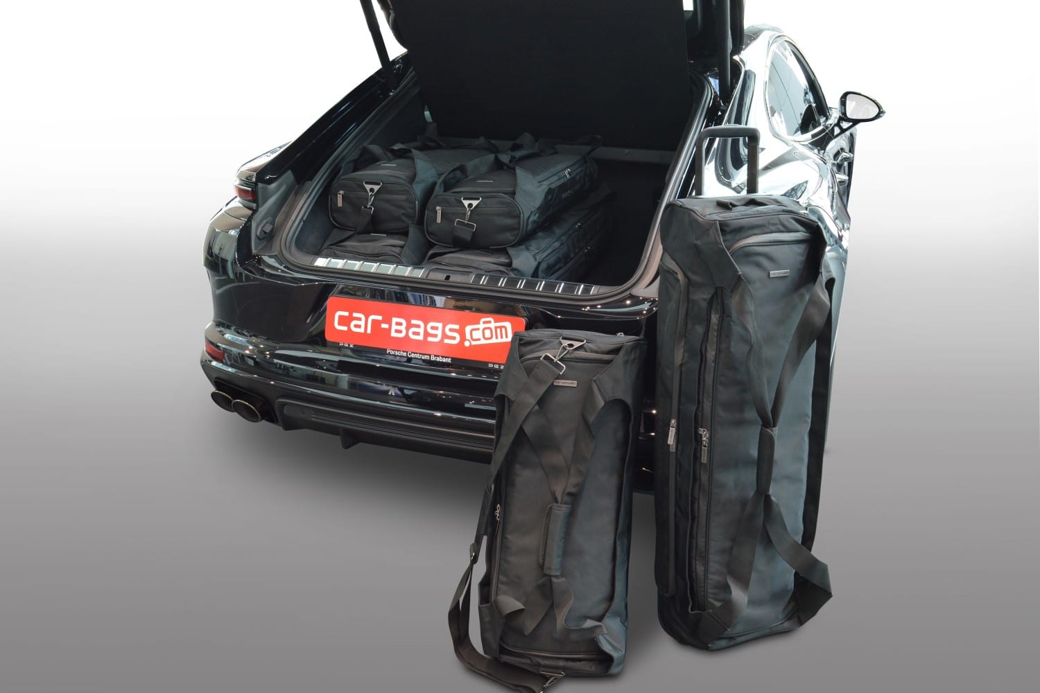 p23801sp-porsche-panamera-iii-972-2023-car-bags-1.jpg Reistassenset geschikt voor Porsche Panamera III (976) 2023-heden 5-deurs hatchback Pro.Line - Afbeelding 1