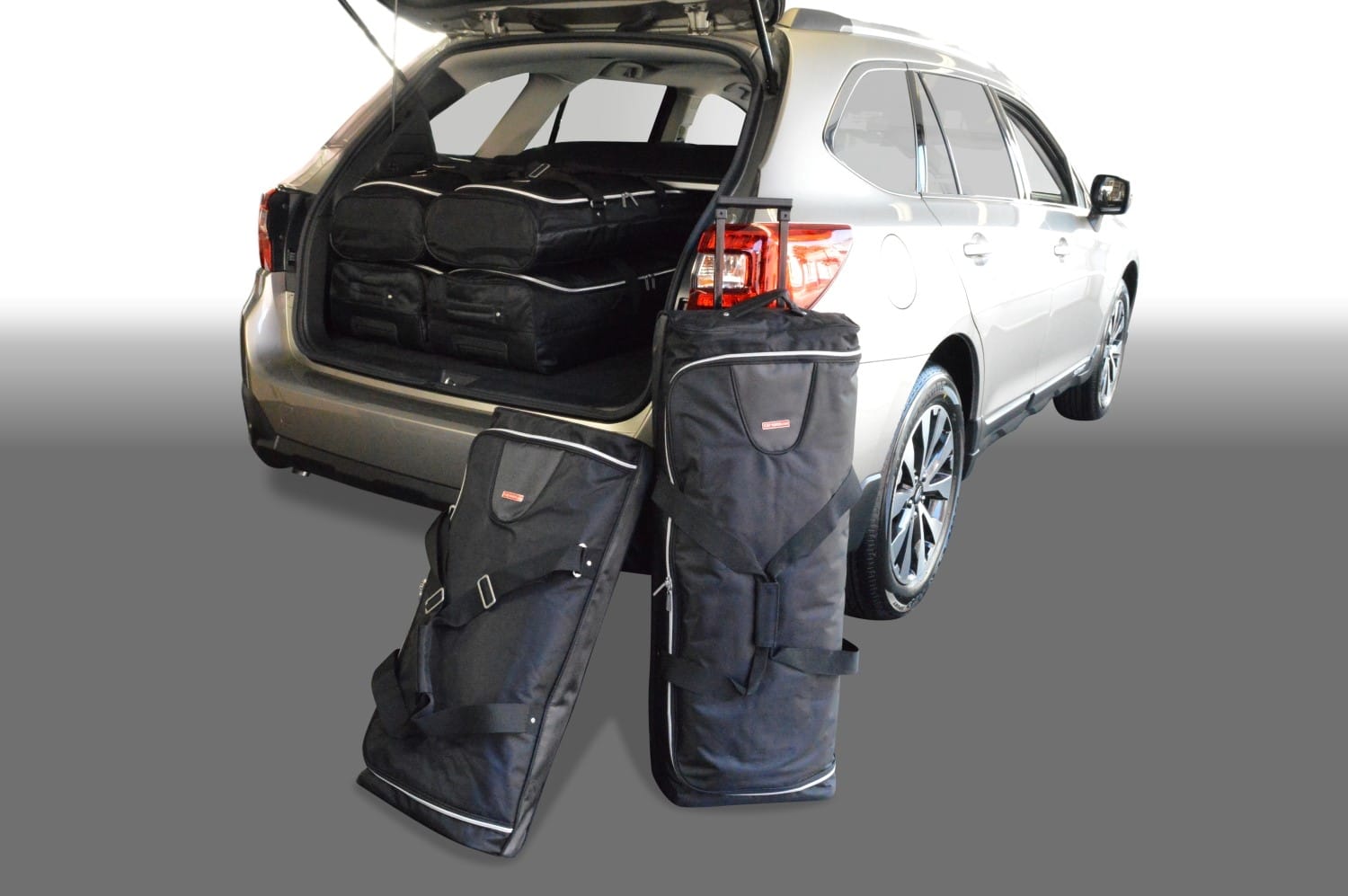 Reistassenset geschikt voor Subaru Outback V 2015-2020 wagon Original
