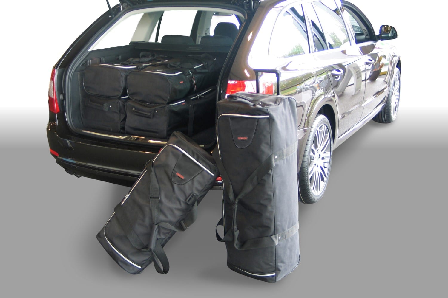 Reistassenset geschikt voor Skoda Superb II Combi (3T) 2009-2015 wagon Original