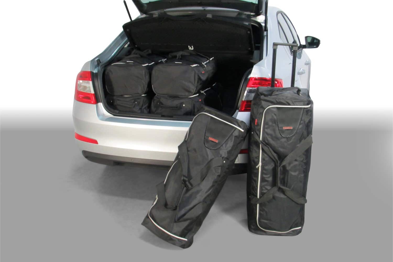 Reistassenset geschikt voor Skoda Octavia III (5E) 2013-2020 5-deurs hatchback Original