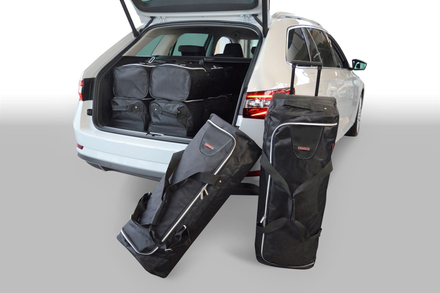 Reistassenset geschikt voor Skoda Superb III Combi (3V) 2015-2024 wagon Original