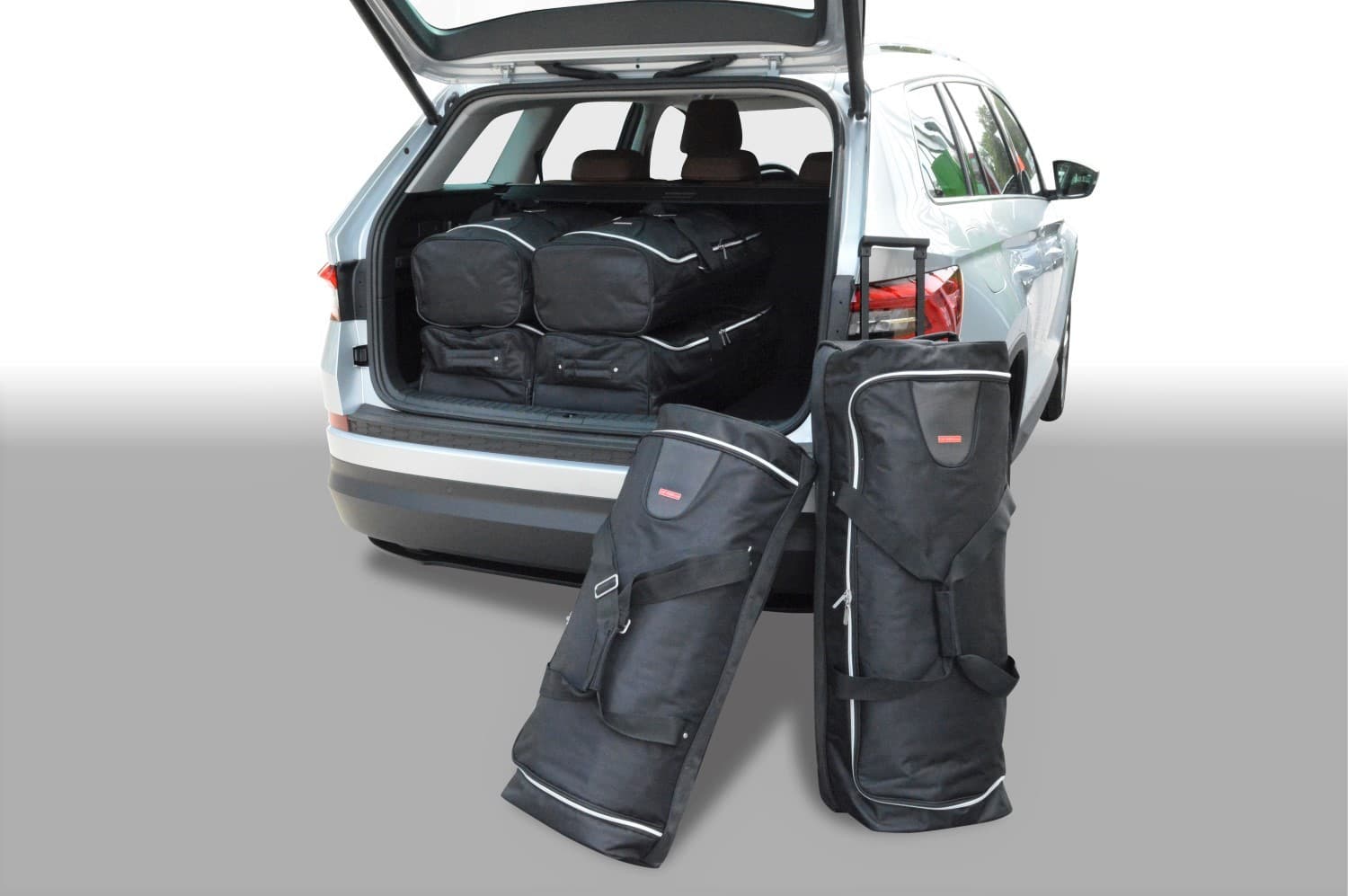 s51301s-skoda-kodiaq-2017-car-bags-17.jpg Reistassenset geschikt voor Skoda Kodiaq (NS) 2017-2023 Original - Afbeelding 1