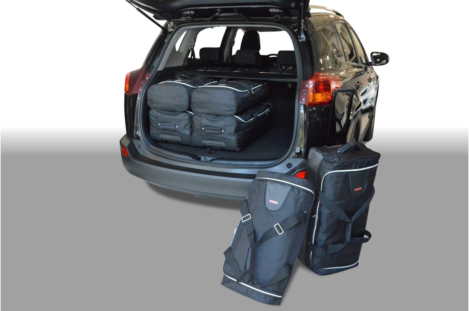 Reistassenset geschikt voor Toyota RAV4 IV (XA40) 2013-2018 Original