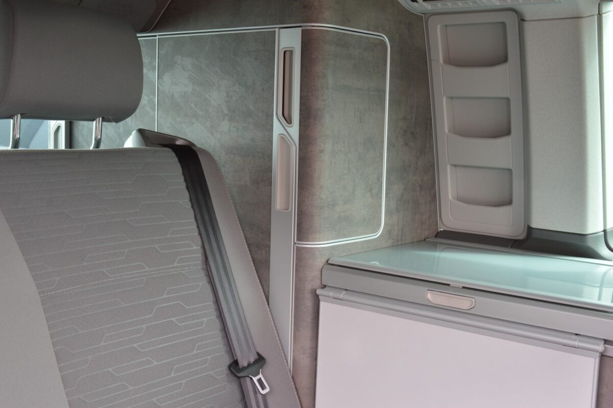 Hangende opbergtas geschikt voor Volkswagen California T6 - T6.1 2015-2024 - Afbeelding 7