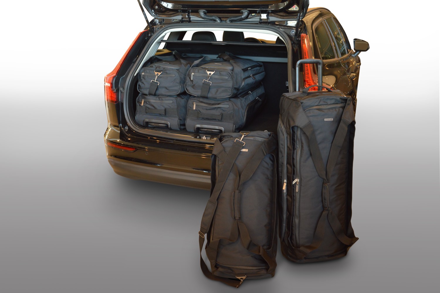 Reistassenset geschikt voor Volvo V60 II 2018-heden wagon Pro.Line