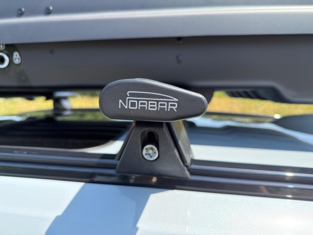 Combideal - 480L Dakkoffer + Zwarte Wingbar Dakdragers 100kg - NoaBar - Afbeelding 2